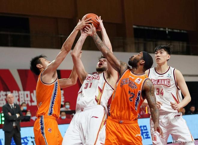 经纪人：卢卡库的比赛影响力依然巨大，本月他就有可能复出（经纪人称卢卡库仍具巨大比赛影响力，或将于本月复出）