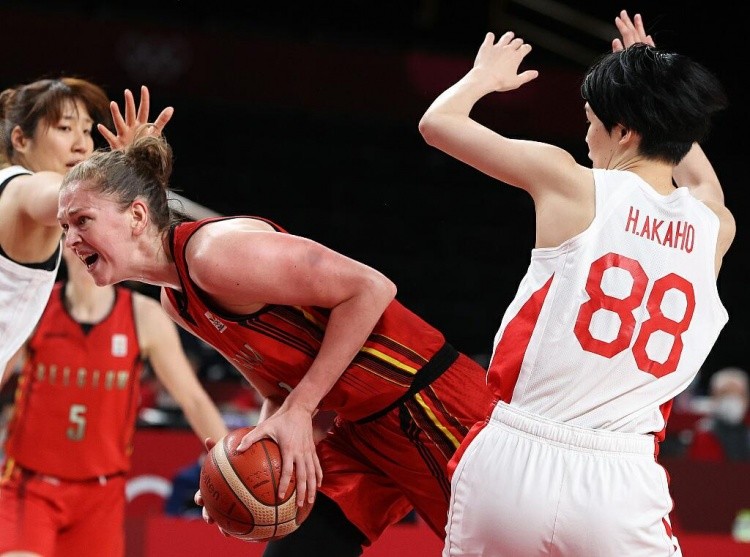 邦本宜裕：给自己本赛季表现打100分，本来想完成20个助攻（邦本宜裕自评赛季满分：目标曾是送出20次助攻）