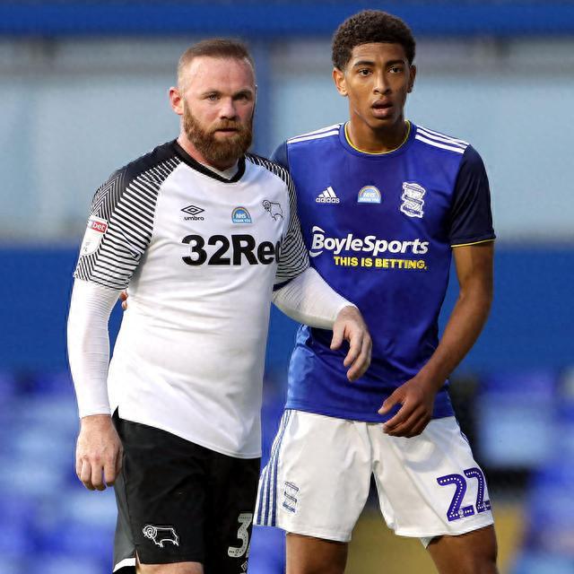 西甲前瞻：皇家奥维耶多近5轮不胜，巴列卡诺多线作战压力大（西甲前瞻：皇家奥维耶多遭遇五轮不胜，巴列卡诺多线征战压力陡增）