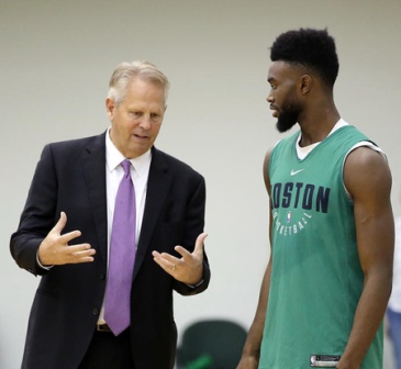 13岁天才小将代表阿森纳U19出战青年欧冠，打破赛事纪录（13岁阿森纳小将亮相U19青年欧冠，改写赛事纪录）