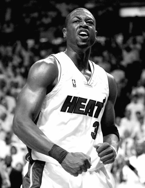 比赛尾声扑点，迈尼昂：我很自信，我的队友们也信任我（末段扑点，迈尼昂：我很自信，队友也相信我）