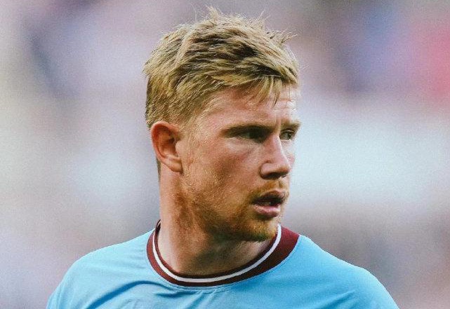 扎戈：托蒂睡觉打呼噜还说梦话；吐西蒙尼口水是因他故意挑衅（扎戈回忆：托蒂睡觉打呼还爱说梦话；对西蒙尼吐口水因其刻意挑衅）