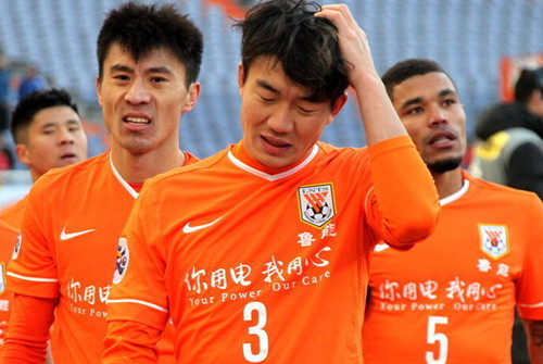 佩德里：还有2场欧冠联赛要尽可能多拿分；我们都很爱阿劳霍（佩德里：欧冠剩余两战力求最大化积分，大家都很爱阿劳霍）