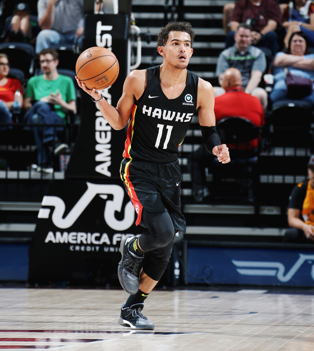 经典再现，皇家社会前锋巴雷内切亚半场吊射破门（半场神仙球！皇家社会前锋巴雷内切亚中圈吊射破网）