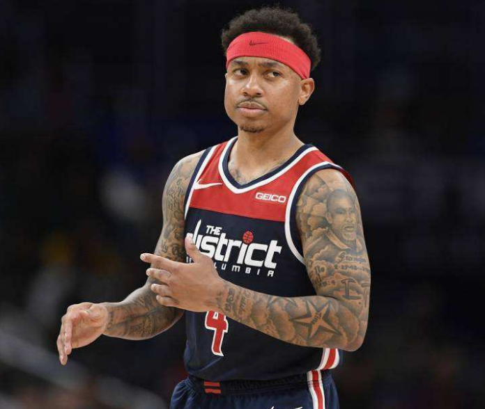 型上保持了 型上保持了